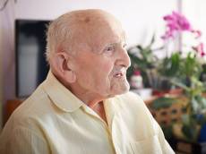 Nejstarší muž v Česku oslavil 105. narozeniny