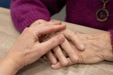Podle vedoucí linky seniorů je pro starší lidi nejdůležitější blízkost
