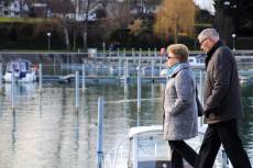 Koaliční rada rozhodla o přidání důchodcům o 300 korun
