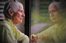 Desatero: Jak poznat rané příznaky Alzheimera?
